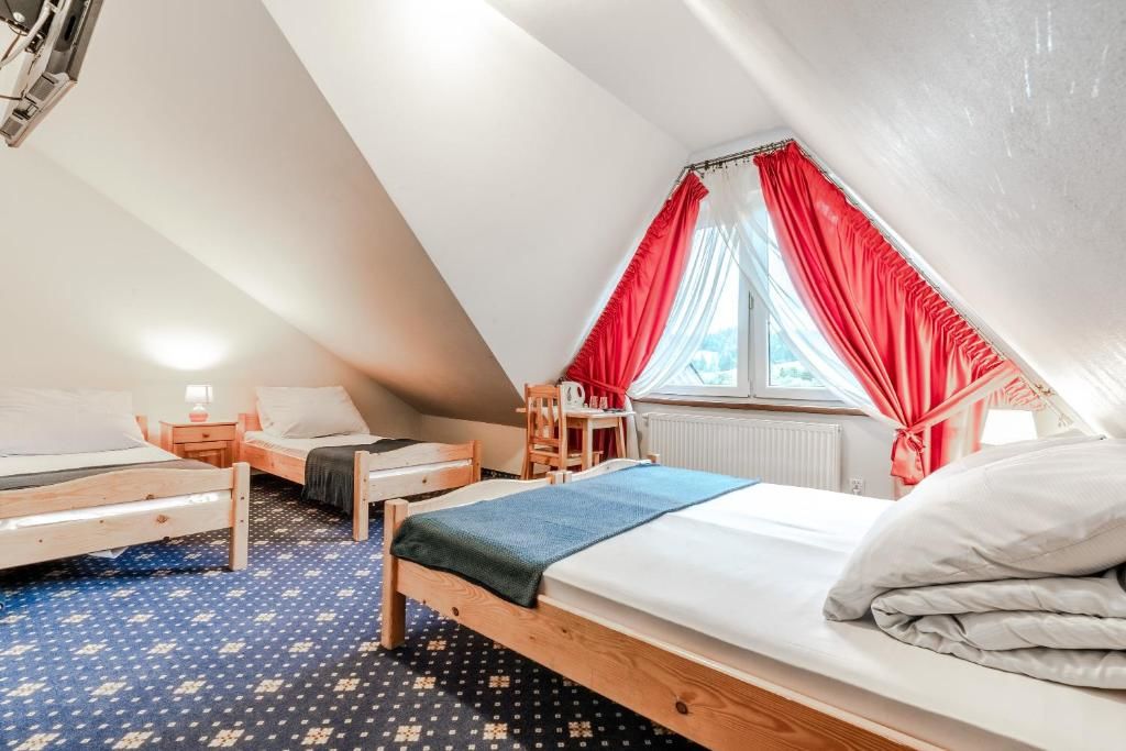 Отели типа «постель и завтрак» Dunajecki Dworek Бялы-Дунаец-60